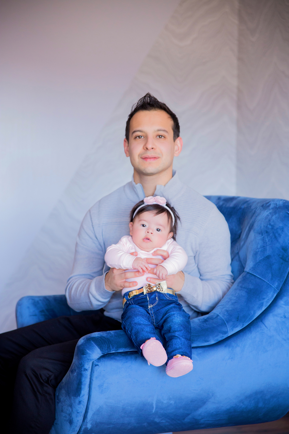 acompanhamento mensal de bebe caxias do sul figurino cenario tematico  personagem foto infantil serra gaucha fotografia familia mundo azul rosa ensaio fotografico crianca newborn baby menino menina smash the cake esmague o bolo banheira dia dos pais