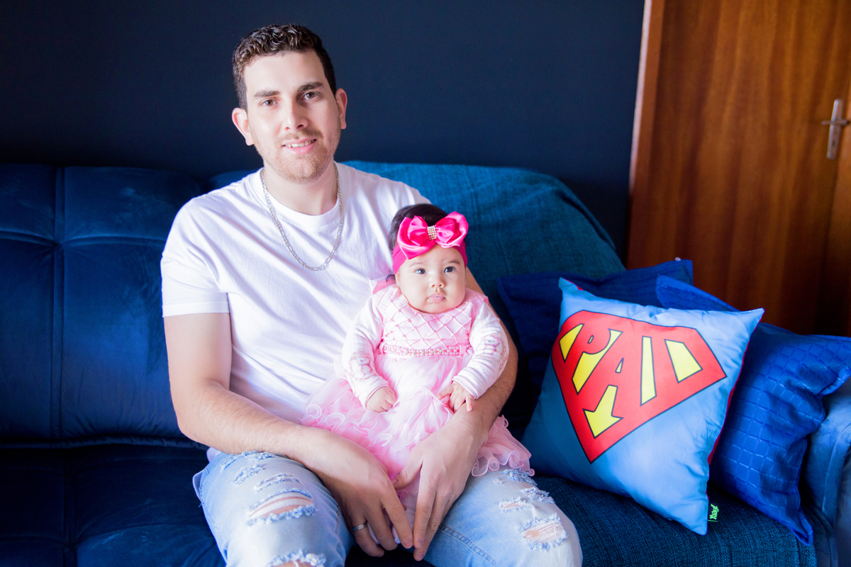 acompanhamento mensal de bebe caxias do sul figurino cenario tematico  personagem foto infantil serra gaucha fotografia familia mundo azul rosa ensaio fotografico crianca newborn baby menino menina smash the cake esmague o bolo banheira galinha pintadinha