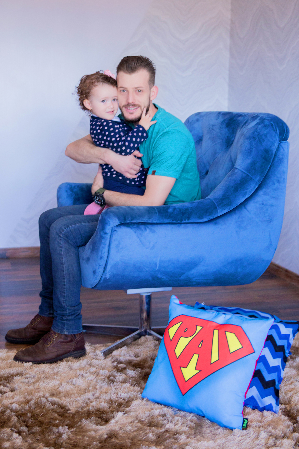 acompanhamento mensal de bebe caxias do sul figurino cenario tematico  personagem foto infantil serra gaucha fotografia familia mundo azul rosa ensaio fotografico crianca newborn baby menino menina smash the cake esmague o bolo banheira dia dos pais