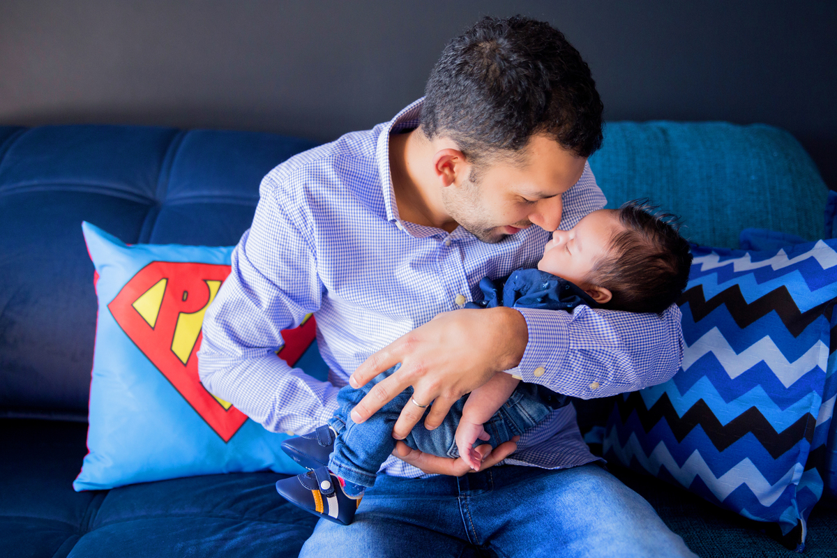 acompanhamento mensal de bebe caxias do sul figurino cenario tematico  personagem foto infantil serra gaucha fotografia familia mundo azul rosa ensaio fotografico crianca newborn baby menino menina smash the cake esmague o bolo banheira dia dos pais