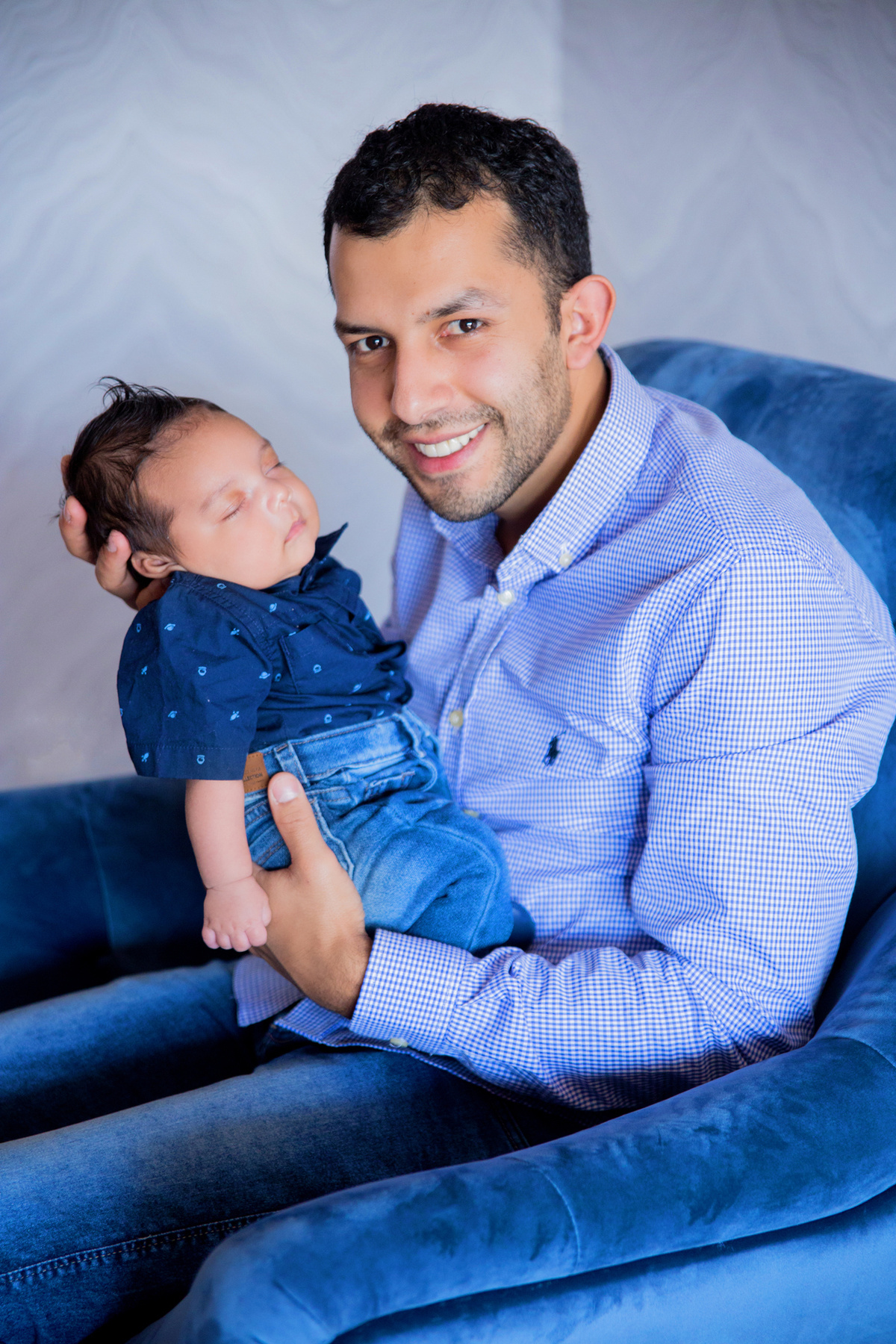 acompanhamento mensal de bebe caxias do sul figurino cenario tematico  personagem foto infantil serra gaucha fotografia familia mundo azul rosa ensaio fotografico crianca newborn baby menino menina smash the cake esmague o bolo banheira dia dos pais