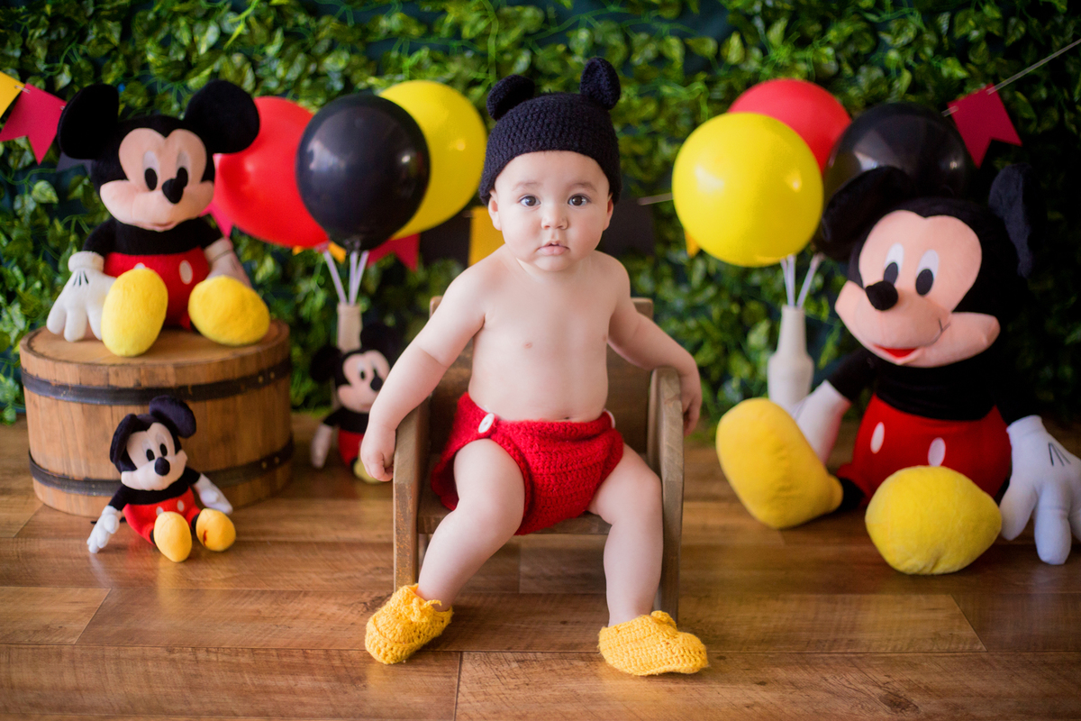 acompanhamento mensal de bebe caxias do sul figurino cenario tematico  personagem foto infantil serra gaucha fotografia familia mundo azul rosa ensaio fotografico crianca newborn baby menino menina smash the cake esmague o bolo banheira turma do mickey