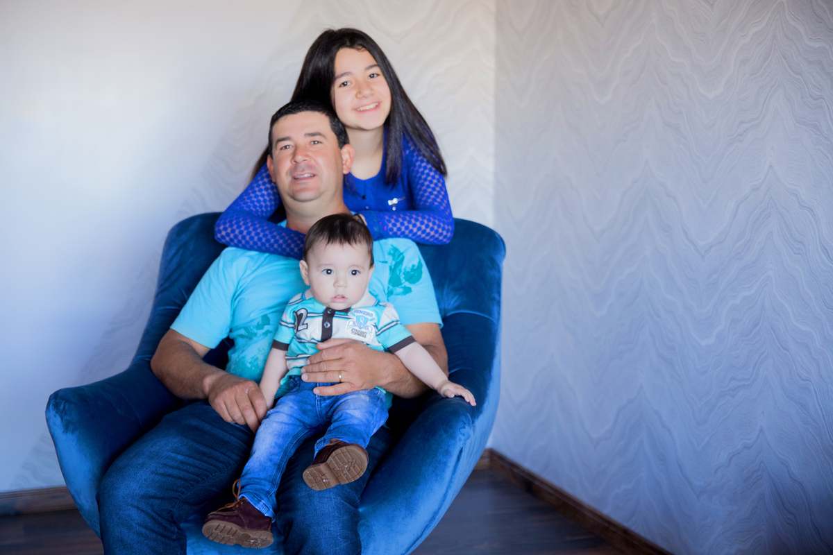 acompanhamento mensal de bebe caxias do sul figurino cenario tematico  personagem foto infantil serra gaucha fotografia familia mundo azul rosa ensaio fotografico crianca newborn baby menino menina smash the cake esmague o bolo banheira turma do mickey