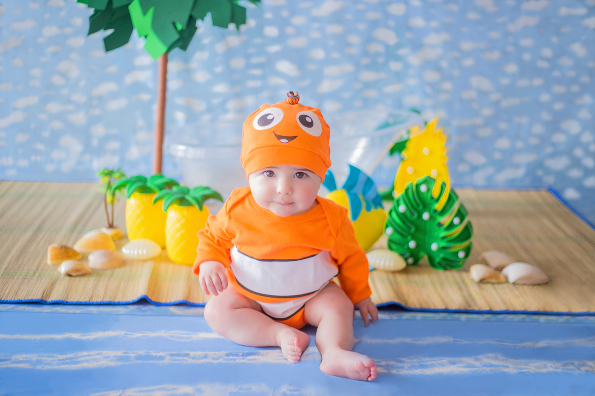 acompanhamento mensal de bebe caxias do sul figurino cenario tematico  personagem foto infantil serra gaucha fotografia familia mundo azul rosa ensaio fotografico crianca newborn baby menino menina smash the cake esmague o bolo banheira procurando nemo