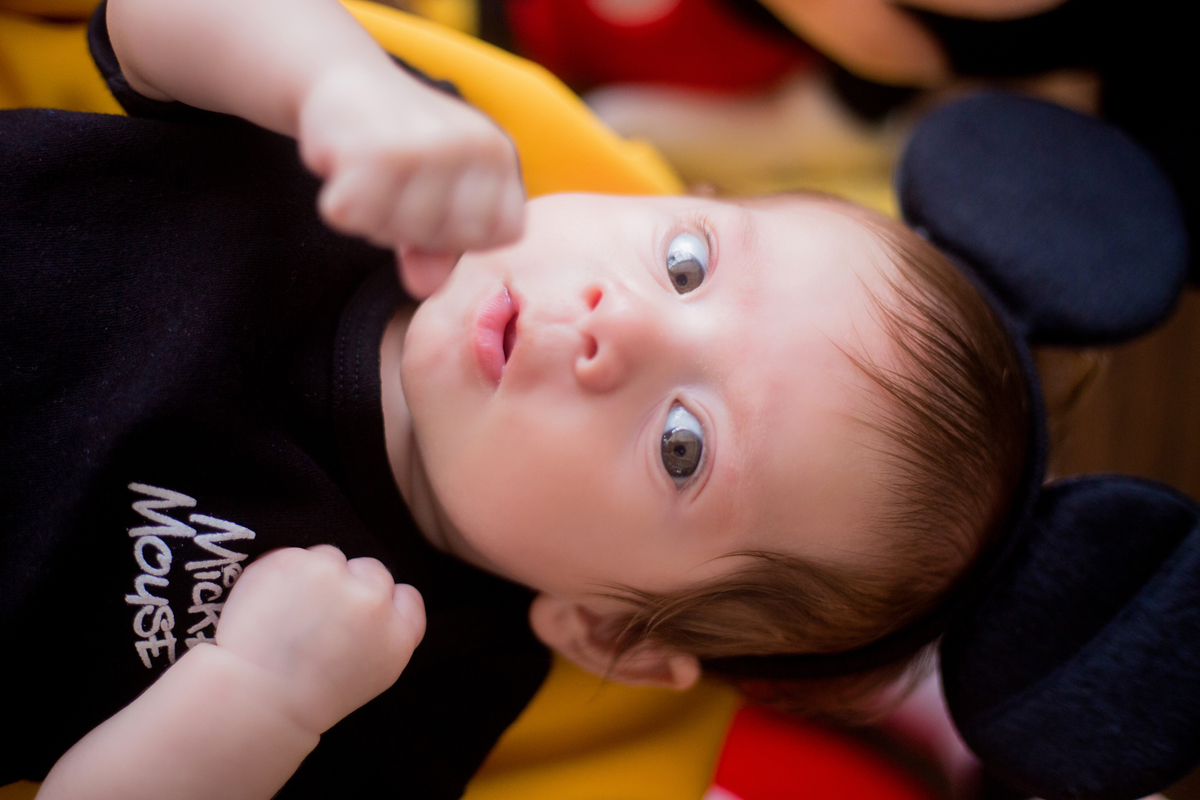 acompanhamento mensal de bebe caxias do sul figurino cenario tematico  personagem foto infantil serra gaucha fotografia familia mundo azul rosa ensaio fotografico crianca newborn baby menino menina smash the cake esmague o bolo banheira procurando nemo