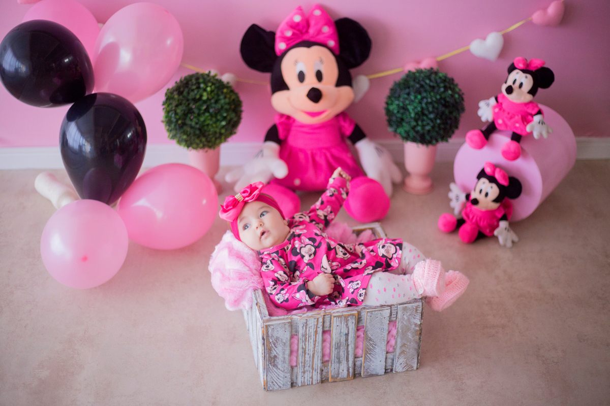 acompanhamento mensal de bebe caxias do sul figurino cenario tematico  personagem foto infantil serra gaucha fotografia familia mundo azul rosa ensaio fotografico crianca newborn baby menino menina smash the cake esmague o bolo banheira gaucho