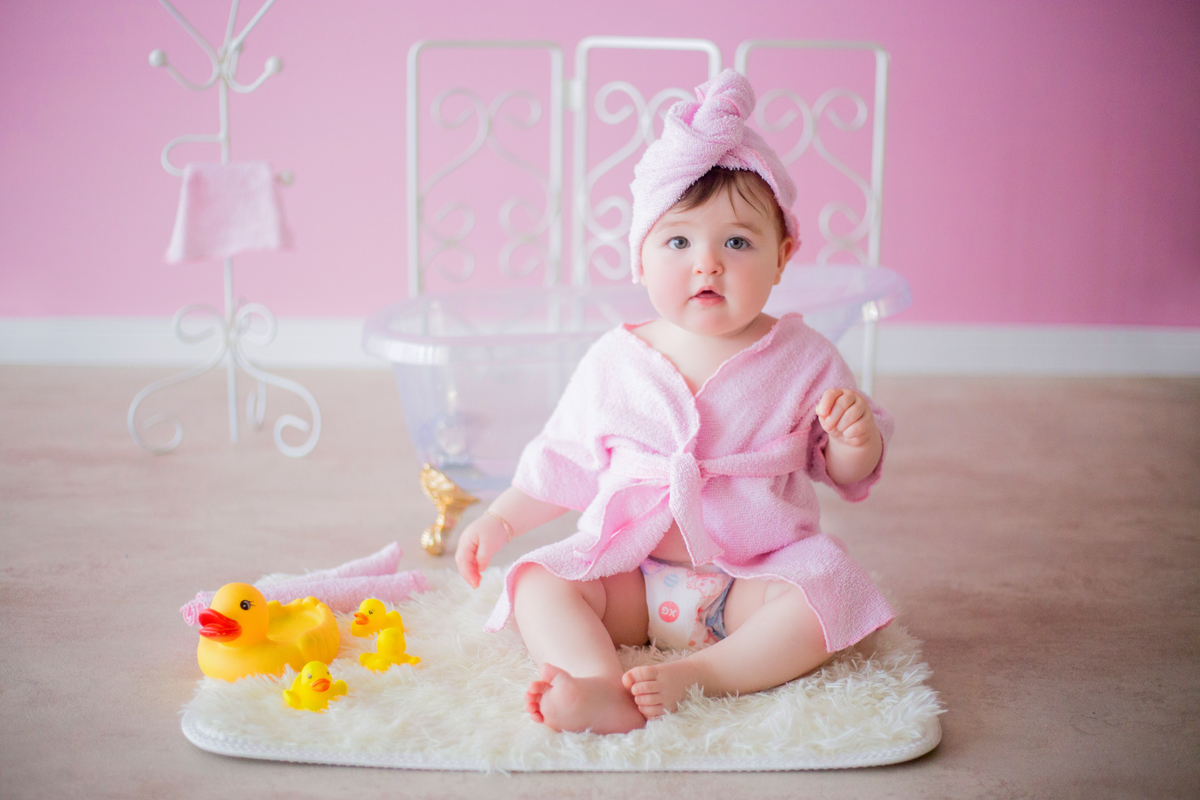 acompanhamento mensal de bebe caxias do sul figurino cenario tematico  personagem foto infantil serra gaucha fotografia familia mundo azul rosa ensaio fotografico crianca newborn baby menino menina smash the cake esmague o bolo banheira urso