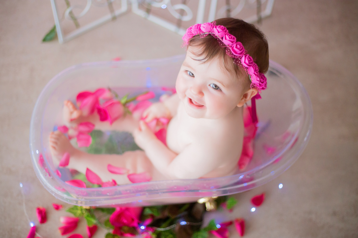 acompanhamento mensal de bebe caxias do sul figurino cenario tematico  personagem foto infantil serra gaucha fotografia familia mundo azul rosa ensaio fotografico crianca newborn baby menino menina smash the cake esmague o bolo banheira urso