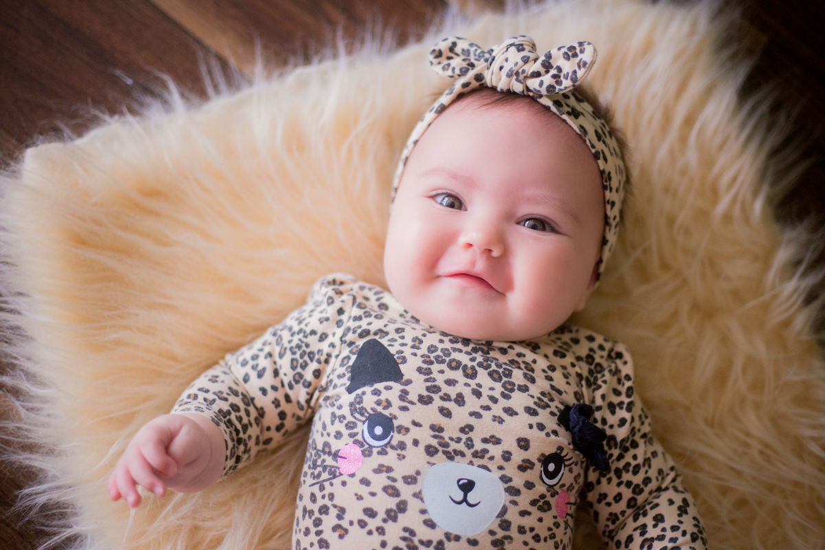 acompanhamento mensal de bebe caxias do sul figurino cenario tematico  personagem foto infantil serra gaucha fotografia familia mundo azul rosa ensaio fotografico crianca newborn baby menino menina smash the cake esmague o bolo banheira urso