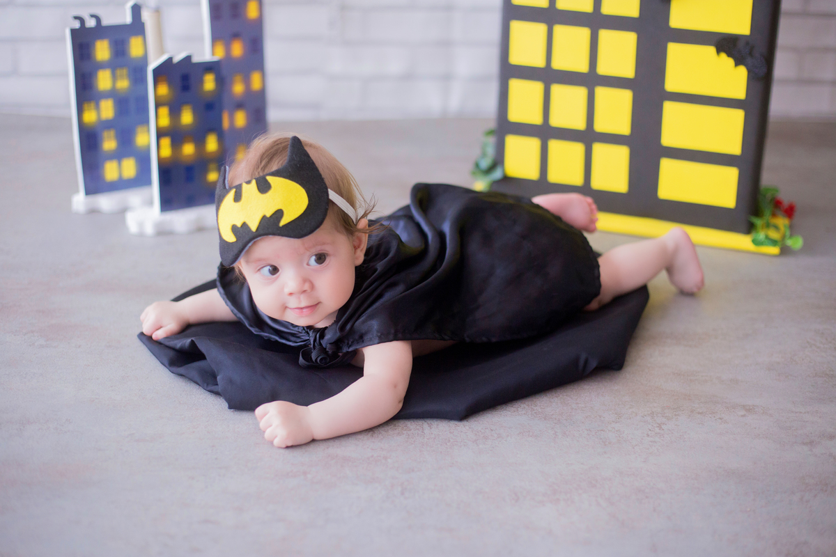 acompanhamento mensal de bebe caxias do sul figurino cenario tematico  personagem foto infantil serra gaucha fotografia familia mundo azul rosa ensaio fotografico crianca newborn baby menino menina smash the cake esmague o bolo banheira urso