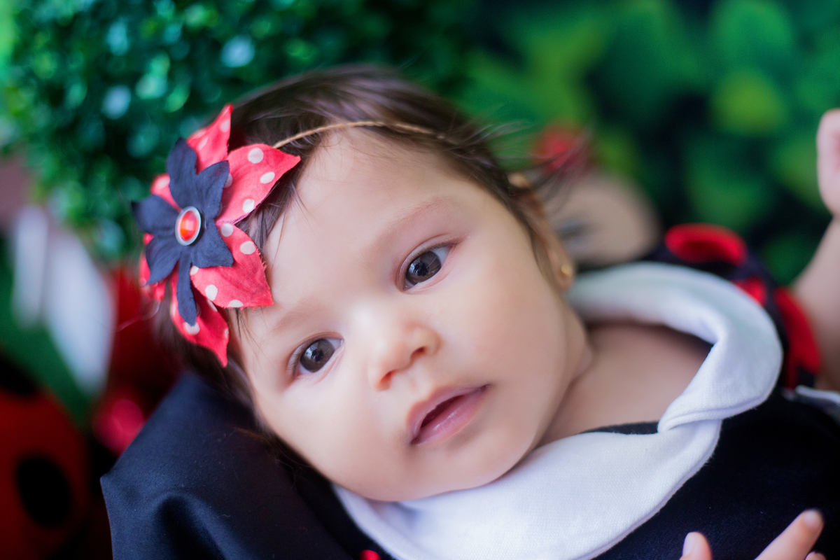 acompanhamento mensal de bebe caxias do sul figurino cenario tematico  personagem foto infantil serra gaucha fotografia familia mundo azul rosa ensaio fotografico crianca newborn baby menino menina smash the cake esmague o bolo banheira urso