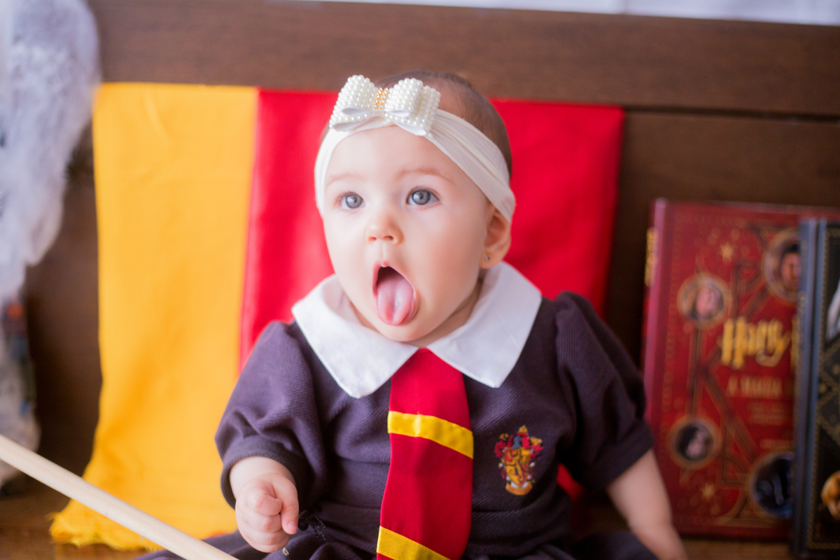 acompanhamento mensal de bebe caxias do sul figurino cenario tematico  personagem foto infantil serra gaucha fotografia familia mundo azul rosa ensaio fotografico crianca newborn baby menino menina smash the cake esmague o bolo banheira urso harry potter