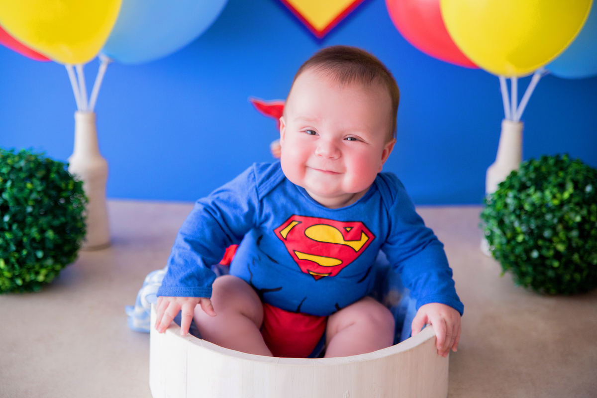 acompanhamento mensal de bebe caxias do sul figurino cenario tematico  personagem foto infantil serra gaucha fotografia familia mundo azul rosa ensaio fotografico crianca newborn baby menino menina smash the cake esmague o bolo banheira urso circo