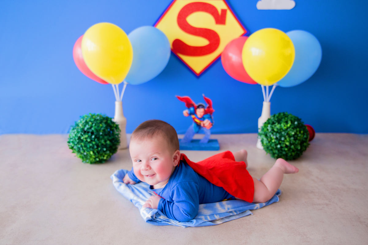 acompanhamento mensal de bebe caxias do sul figurino cenario tematico  personagem foto infantil serra gaucha fotografia familia mundo azul rosa ensaio fotografico crianca newborn baby menino menina smash the cake esmague o bolo banheira urso circo