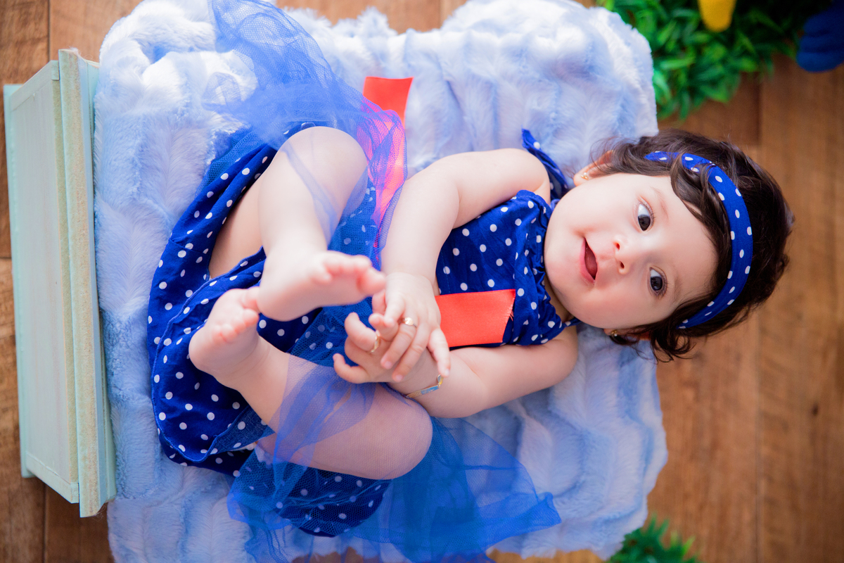 acompanhamento mensal de bebe caxias do sul figurino cenario tematico  personagem foto infantil serra gaucha fotografia familia mundo azul rosa ensaio fotografico crianca newborn baby menino menina smash the cake esmague o bolo banheira urso circo