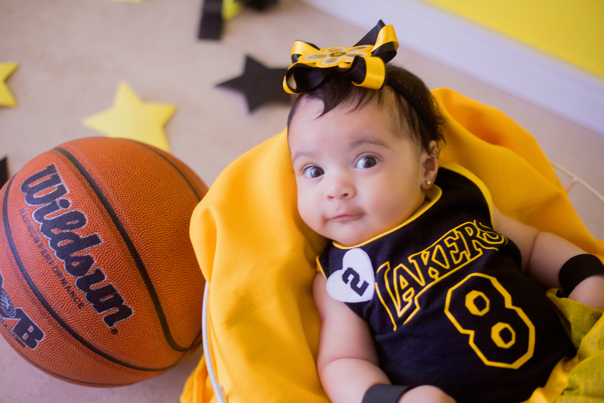acompanhamento mensal de bebe caxias do sul figurino cenario tematico  personagem foto infantil serra gaucha fotografia familia mundo azul rosa ensaio fotografico crianca newborn baby menino menina smash the cake esmague o bolo banheira urso circo