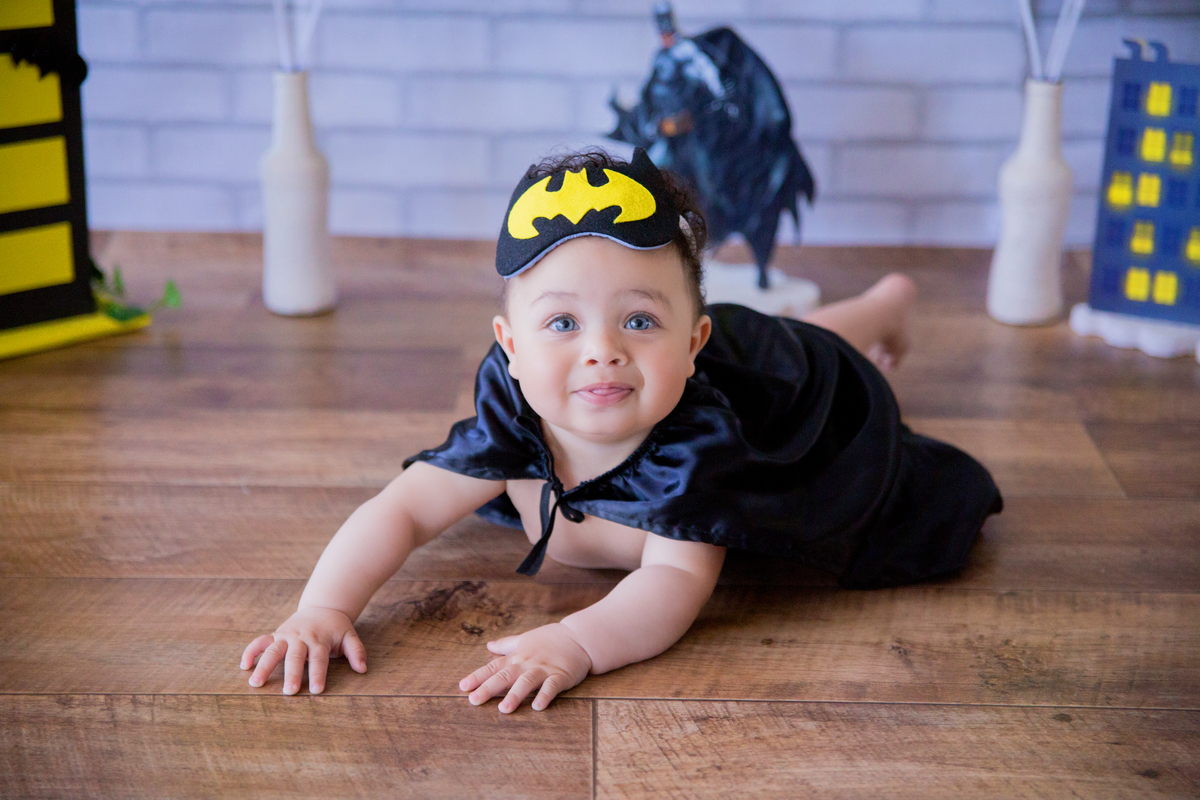 acompanhamento mensal de bebe caxias do sul figurino cenario tematico  personagem foto infantil serra gaucha fotografia familia mundo azul rosa ensaio fotografico crianca newborn baby menino menina smash the cake esmague o bolo banheira urso circo