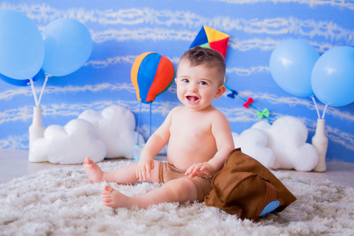 acompanhamento mensal de bebe caxias do sul figurino cenario tematico  personagem foto infantil serra gaucha fotografia familia mundo azul rosa ensaio fotografico crianca newborn baby menino menina smash the cake esmague o bolo banheira urso circo