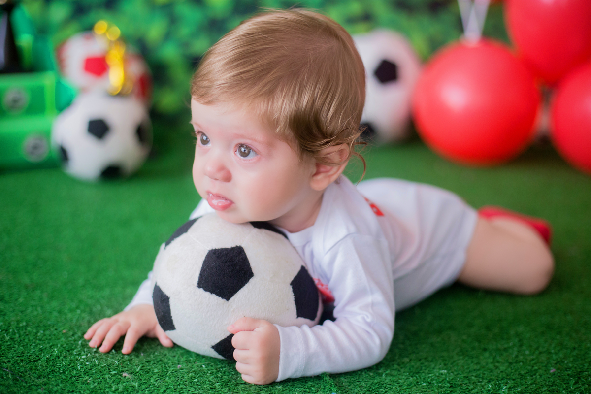 acompanhamento mensal de bebe caxias do sul figurino cenario tematico  personagem foto infantil serra gaucha fotografia familia mundo azul rosa ensaio fotografico crianca newborn baby menino menina smash the cake esmague o bolo banheira urso circo