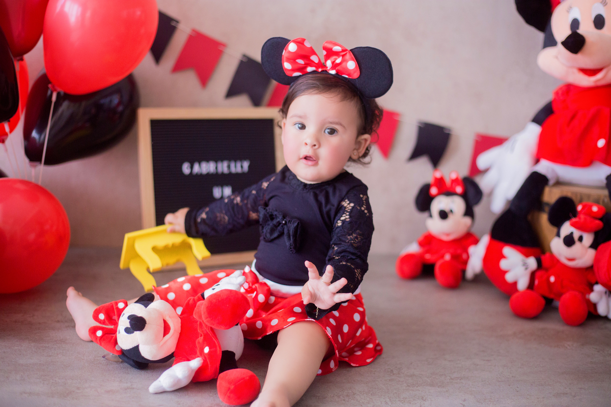 acompanhamento mensal de bebe caxias do sul figurino cenario tematico  personagem foto infantil serra gaucha fotografia familia mundo azul rosa ensaio fotografico crianca newborn baby menino menina smash the cake esmague o bolo banheira urso circo