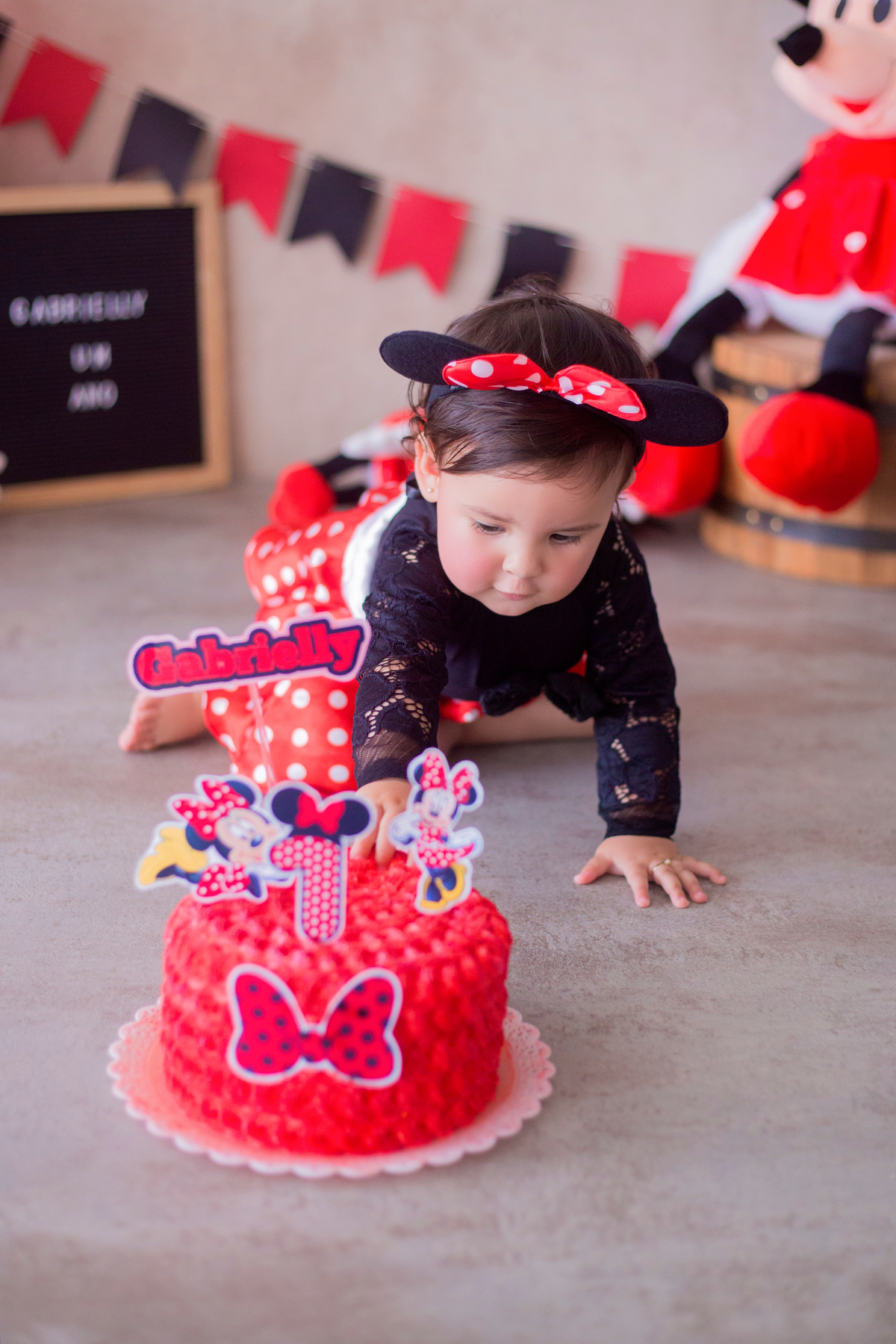acompanhamento mensal de bebe caxias do sul figurino cenario tematico  personagem foto infantil serra gaucha fotografia familia mundo azul rosa ensaio fotografico crianca newborn baby menino menina smash the cake esmague o bolo banheira urso circo