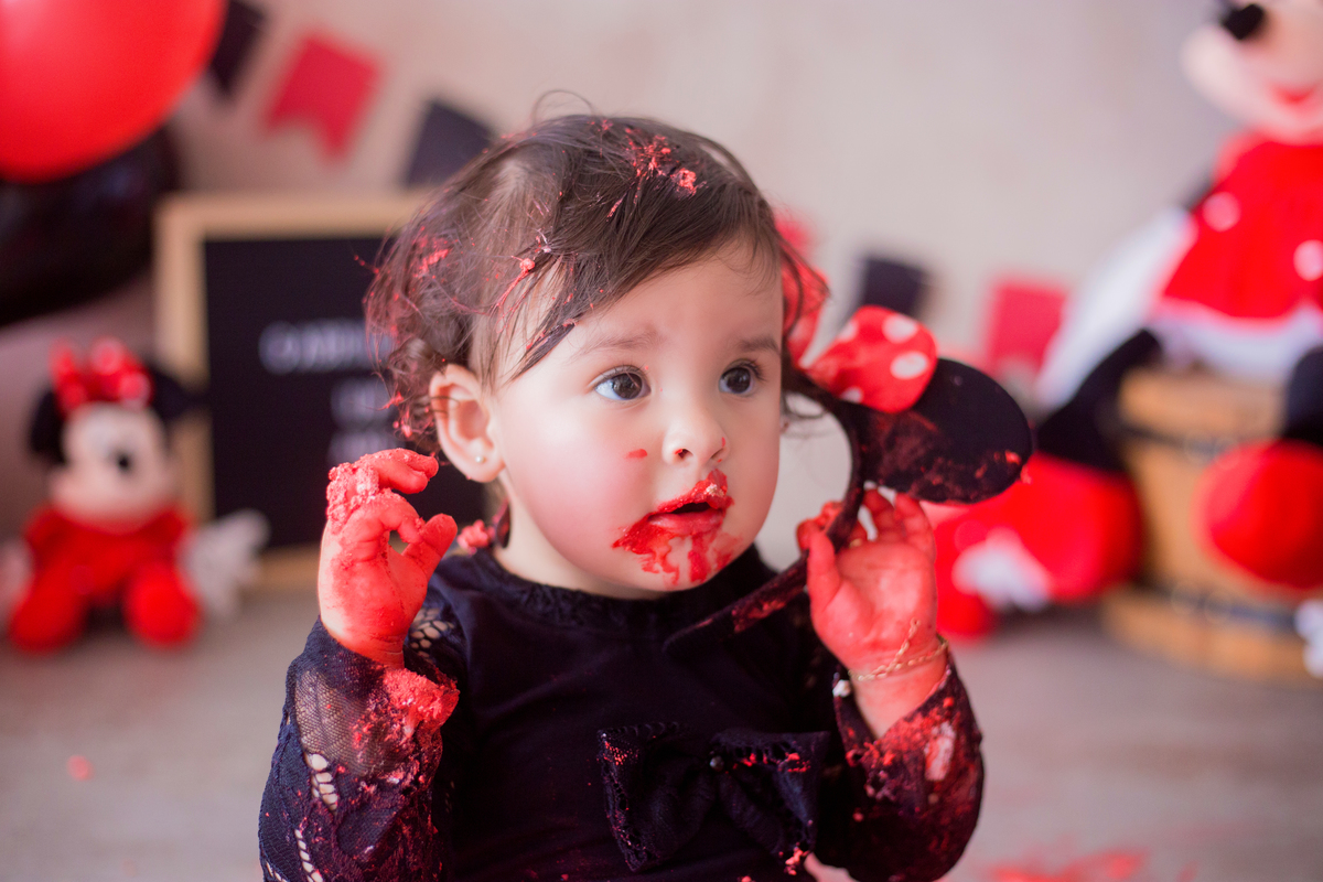 acompanhamento mensal de bebe caxias do sul figurino cenario tematico  personagem foto infantil serra gaucha fotografia familia mundo azul rosa ensaio fotografico crianca newborn baby menino menina smash the cake esmague o bolo banheira urso circo