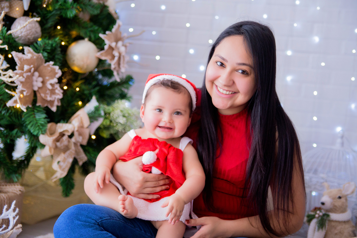 acompanhamento mensal de bebe caxias do sul figurino cenario tematico  personagem foto infantil serra gaucha fotografia familia mundo azul rosa ensaio fotografico crianca newborn baby menino menina smash the cake esmague o bolo banheira urso circo