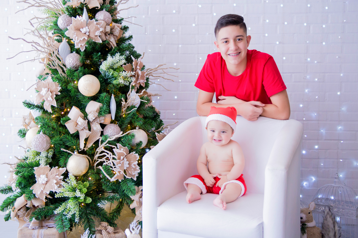 acompanhamento mensal de bebe caxias do sul figurino cenario tematico  personagem foto infantil serra gaucha fotografia familia mundo azul rosa ensaio fotografico crianca newborn baby menino menina smash the cake esmague o bolo banheira urso circo
