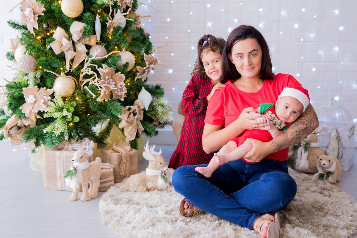 acompanhamento mensal de bebe caxias do sul figurino cenario tematico  personagem foto infantil serra gaucha fotografia familia mundo azul rosa ensaio fotografico crianca newborn baby menino menina smash the cake esmague o bolo banheira urso circo