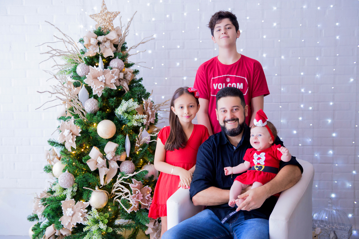 acompanhamento mensal de bebe caxias do sul figurino cenario tematico  personagem foto infantil serra gaucha fotografia familia mundo azul rosa ensaio fotografico crianca newborn baby menino menina smash the cake esmague o bolo banheira urso circo