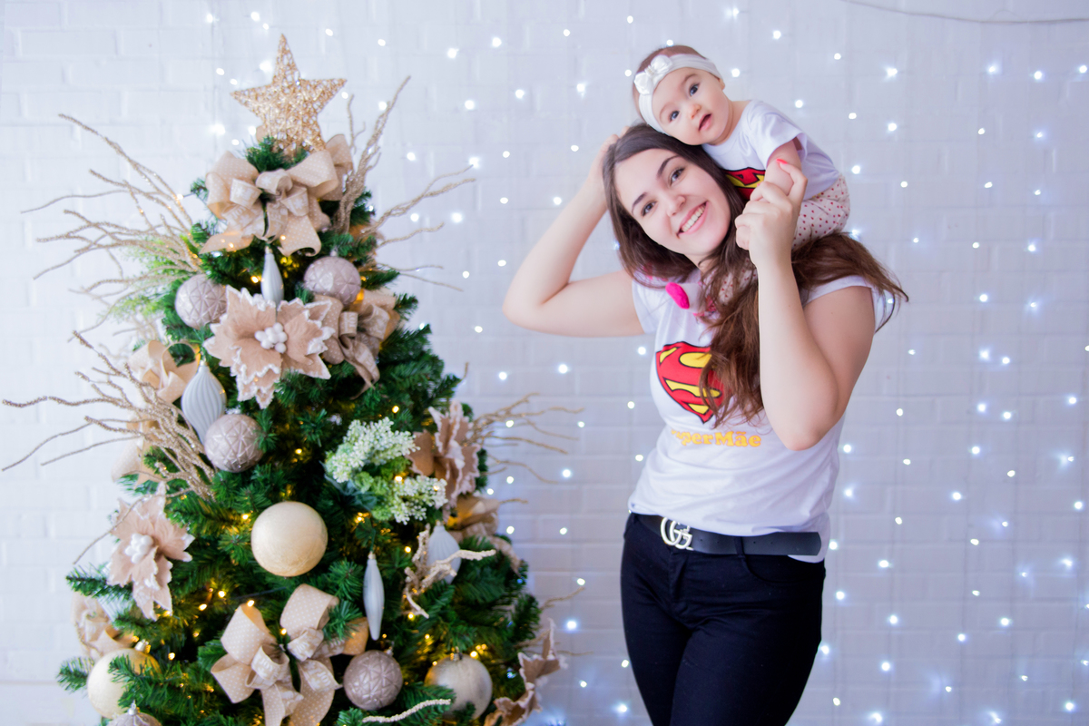 acompanhamento mensal de bebe caxias do sul figurino cenario tematico  personagem foto infantil serra gaucha fotografia familia mundo azul rosa ensaio fotografico crianca newborn baby menino menina smash the cake esmague o bolo banheira urso circo
