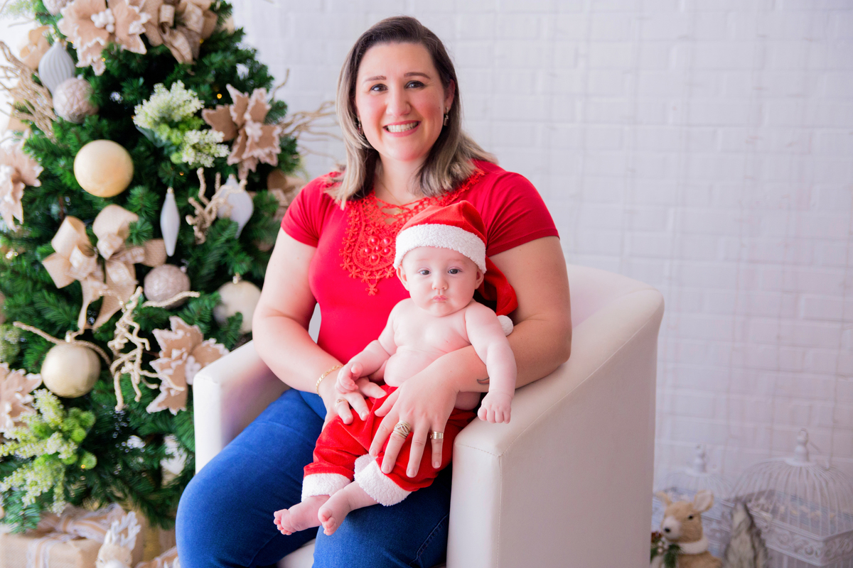 acompanhamento mensal de bebe caxias do sul figurino cenario tematico  personagem foto infantil serra gaucha fotografia familia mundo azul rosa ensaio fotografico crianca newborn baby menino menina smash the cake esmague o bolo banheira urso circo