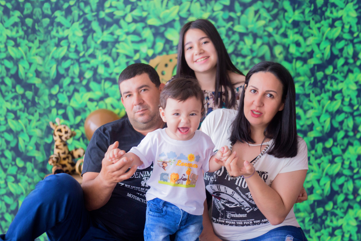 acompanhamento mensal de bebe caxias do sul figurino cenario tematico  personagem foto infantil serra gaucha fotografia familia mundo azul rosa ensaio fotografico crianca newborn baby menino menina smash the cake esmague o bolo banheira urso circo
