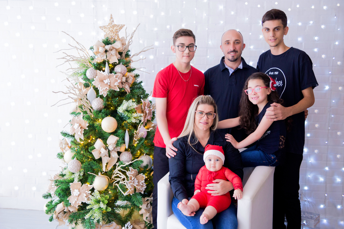 acompanhamento mensal de bebe caxias do sul figurino cenario tematico  personagem foto infantil serra gaucha fotografia familia mundo azul rosa ensaio fotografico crianca newborn baby menino menina smash the cake esmague o bolo banheira urso circo