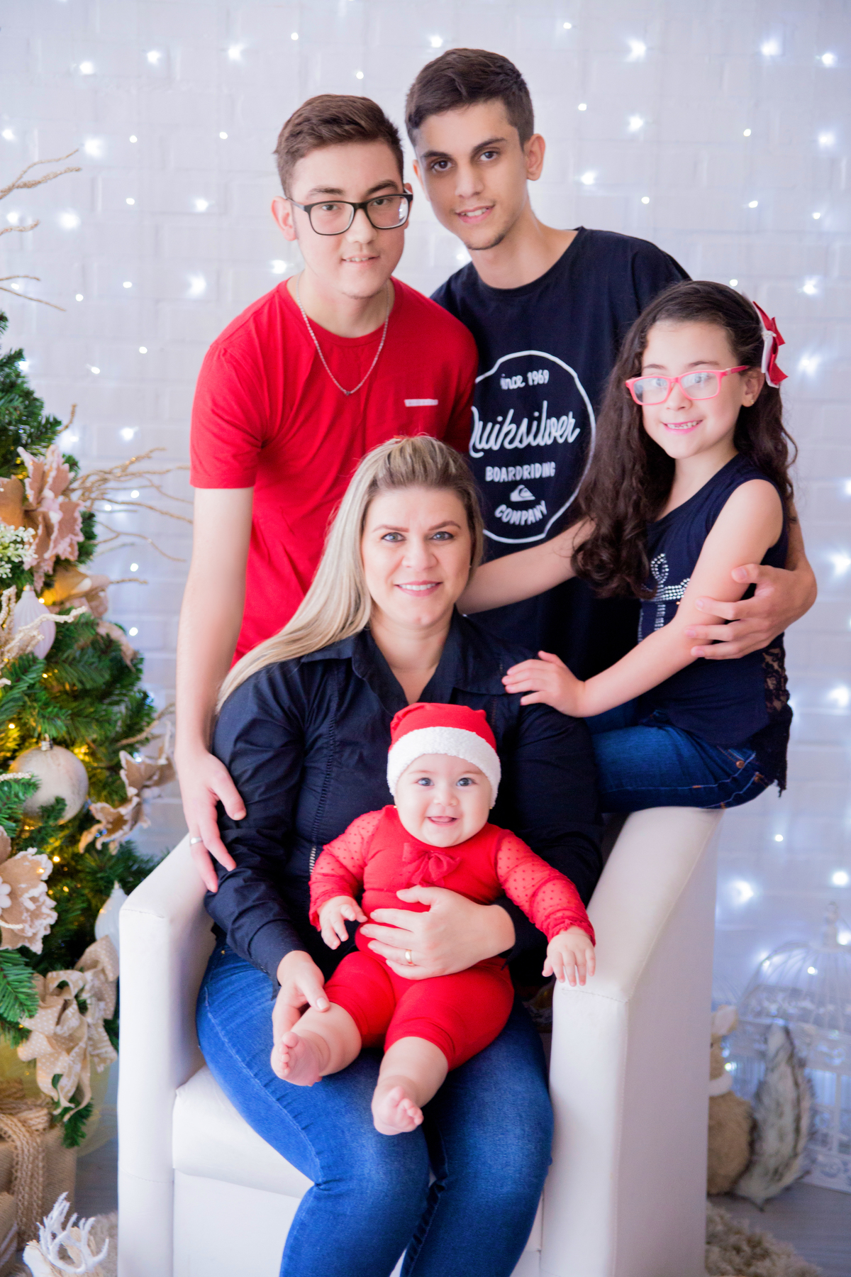 acompanhamento mensal de bebe caxias do sul figurino cenario tematico  personagem foto infantil serra gaucha fotografia familia mundo azul rosa ensaio fotografico crianca newborn baby menino menina smash the cake esmague o bolo banheira urso circo