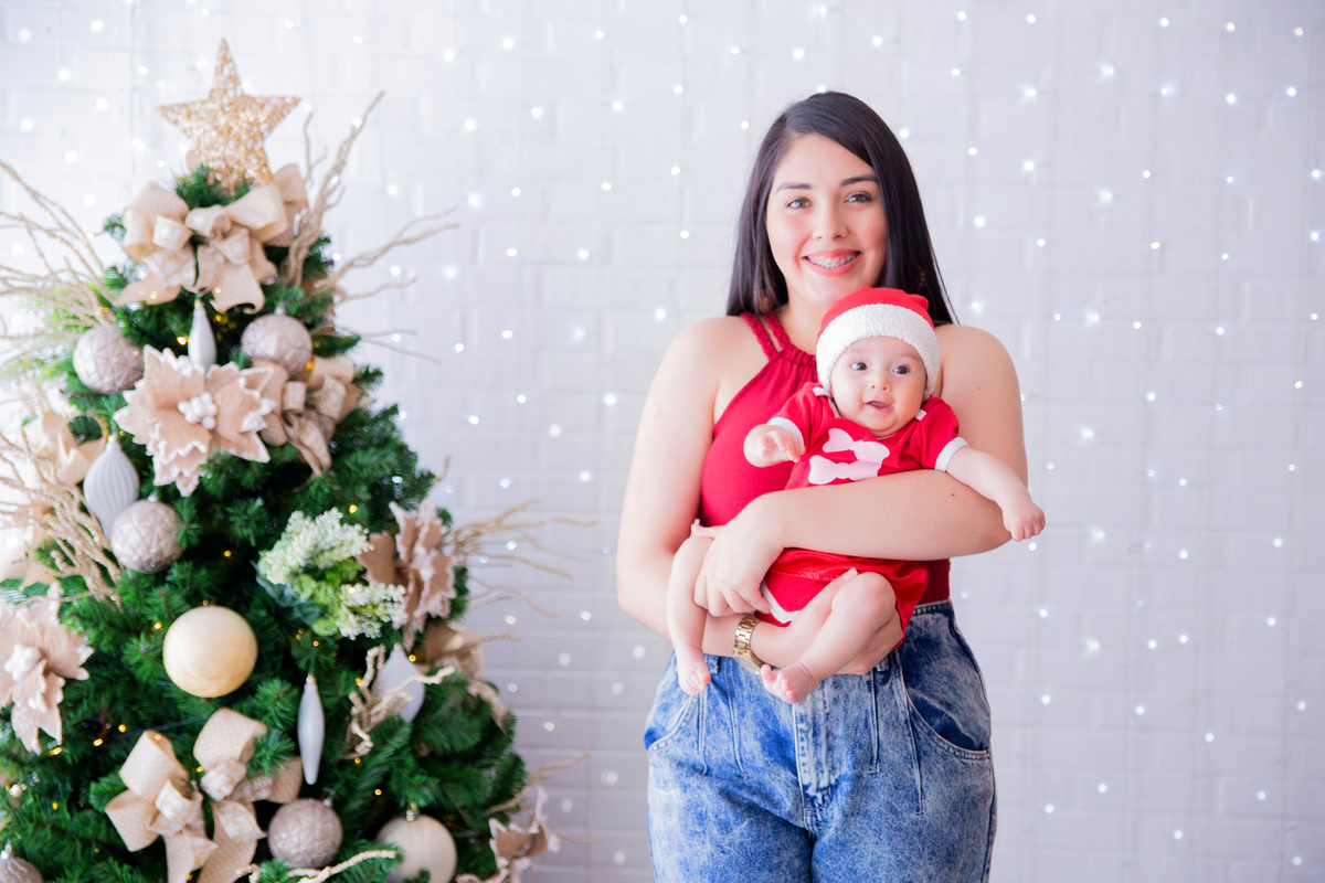 acompanhamento mensal de bebe caxias do sul figurino cenario tematico  personagem foto infantil serra gaucha fotografia familia mundo azul rosa ensaio fotografico crianca newborn baby menino menina smash the cake esmague o bolo banheira urso circo