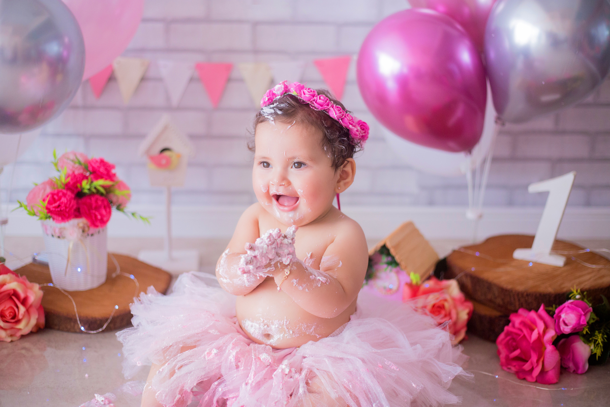 acompanhamento mensal de bebe caxias do sul figurino cenario tematico  personagem foto infantil serra gaucha fotografia familia mundo azul rosa ensaio fotografico crianca newborn baby menino menina smash the cake esmague o bolo banheira urso circo