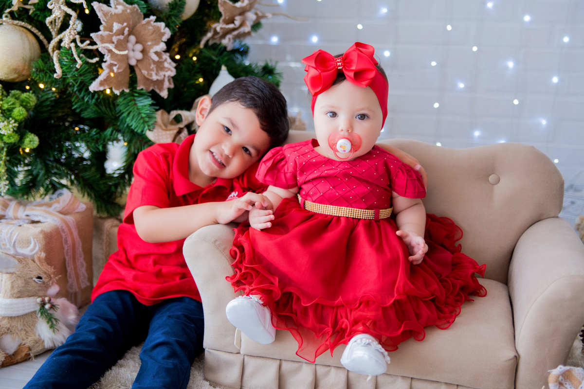acompanhamento mensal de bebe caxias do sul figurino cenario tematico  personagem foto infantil serra gaucha fotografia familia mundo azul rosa ensaio fotografico crianca newborn baby menino menina smash the cake esmague o bolo banheira urso circo