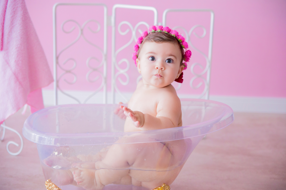 acompanhamento mensal de bebe caxias do sul figurino cenario tematico  personagem foto infantil serra gaucha fotografia familia mundo azul rosa ensaio fotografico crianca newborn baby menino menina smash the cake esmague o bolo banheira urso circo