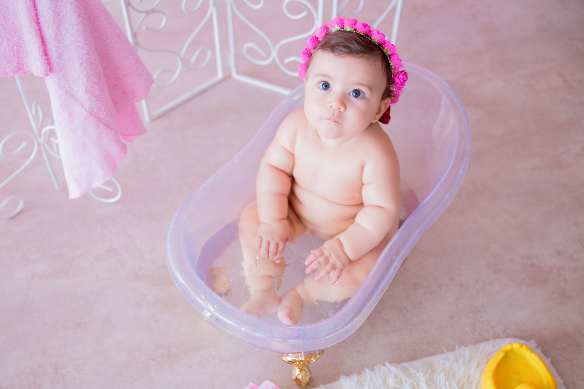 acompanhamento mensal de bebe caxias do sul figurino cenario tematico  personagem foto infantil serra gaucha fotografia familia mundo azul rosa ensaio fotografico crianca newborn baby menino menina smash the cake esmague o bolo banheira urso circo