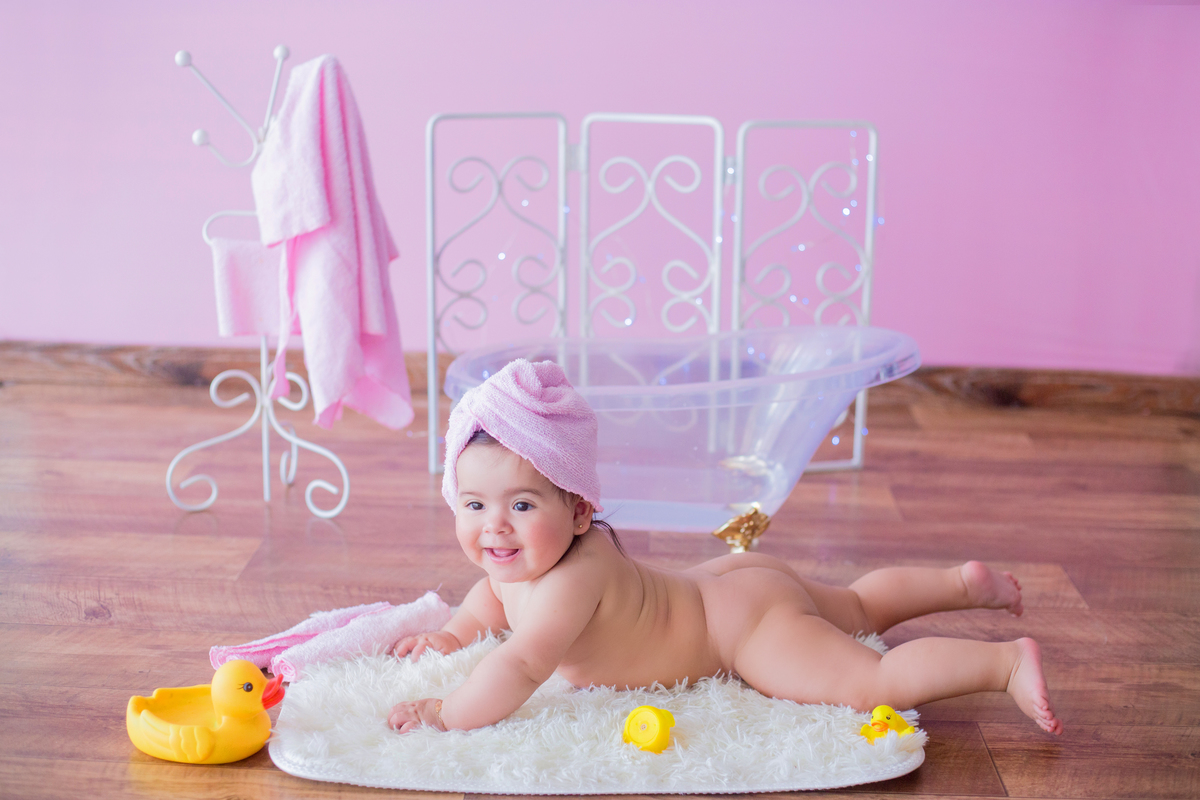 acompanhamento mensal de bebe caxias do sul figurino cenario tematico  personagem foto infantil serra gaucha fotografia familia mundo azul rosa ensaio fotografico crianca newborn baby menino menina smash the cake esmague o bolo banheira urso circo