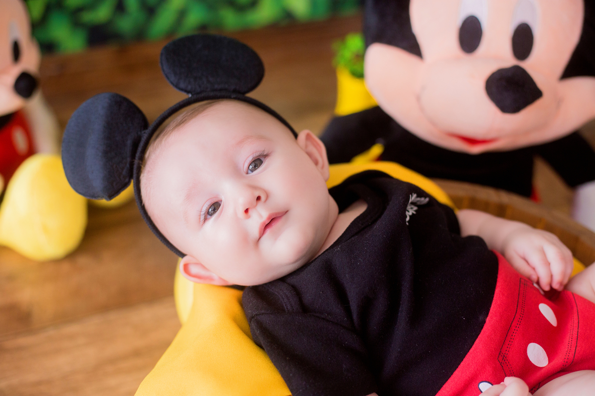 acompanhamento mensal de bebe caxias do sul figurino cenario tematico  personagem foto infantil serra gaucha fotografia familia mundo azul rosa ensaio fotografico crianca newborn baby menino menina smash the cake esmague o bolo banheira urso circo