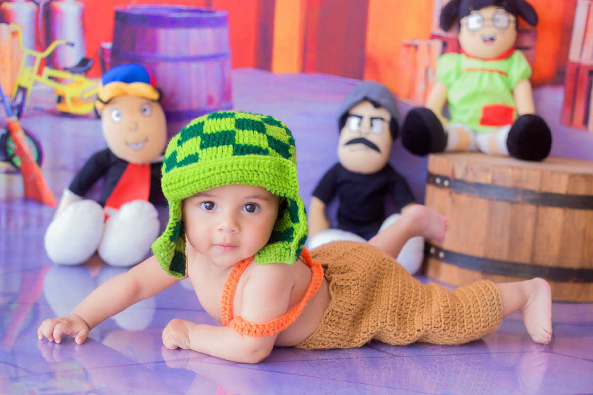 acompanhamento mensal de bebe caxias do sul figurino cenario tematico  personagem foto infantil serra gaucha fotografia familia mundo azul rosa ensaio fotografico crianca newborn baby menino menina smash the cake esmague o bolo banheira urso circo