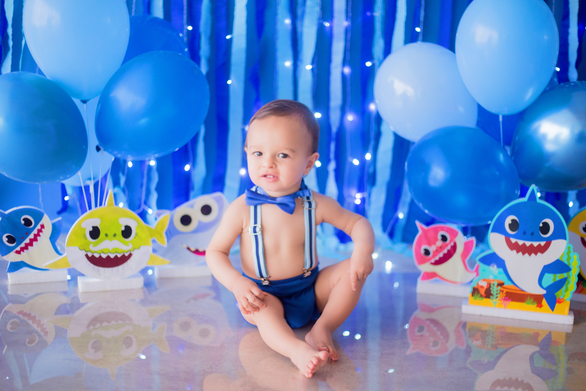 acompanhamento mensal de bebe caxias do sul figurino cenario tematico  personagem foto infantil serra gaucha fotografia familia mundo azul rosa ensaio fotografico crianca newborn baby menino menina smash the cake esmague o bolo banheira urso circo