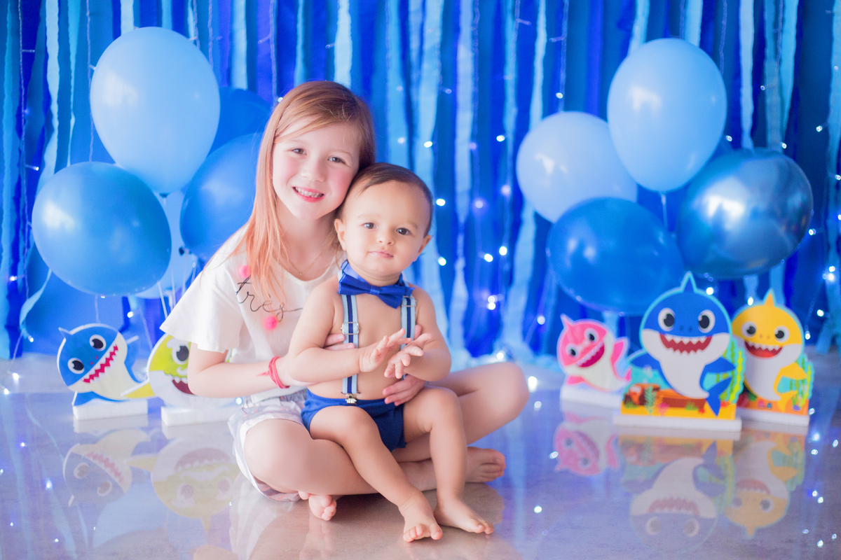 acompanhamento mensal de bebe caxias do sul figurino cenario tematico  personagem foto infantil serra gaucha fotografia familia mundo azul rosa ensaio fotografico crianca newborn baby menino menina smash the cake esmague o bolo banheira urso circo