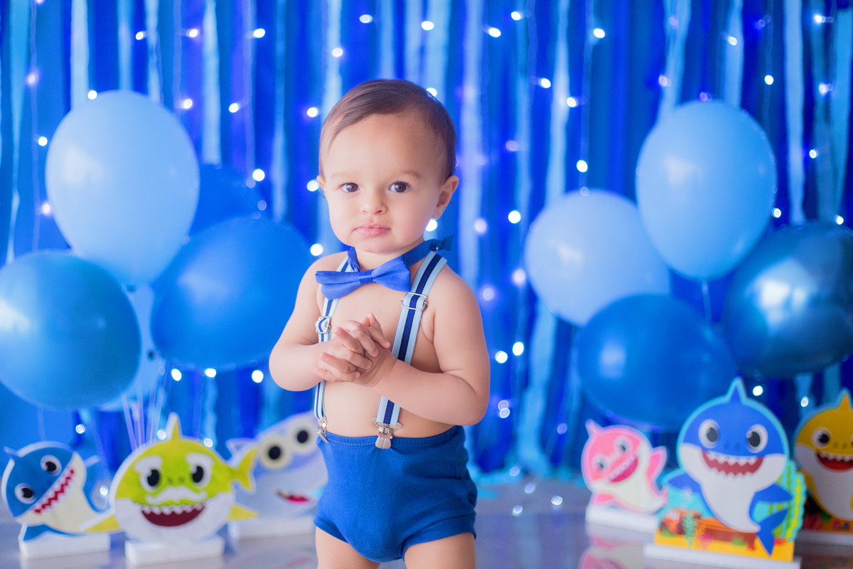 acompanhamento mensal de bebe caxias do sul figurino cenario tematico  personagem foto infantil serra gaucha fotografia familia mundo azul rosa ensaio fotografico crianca newborn baby menino menina smash the cake esmague o bolo banheira urso circo