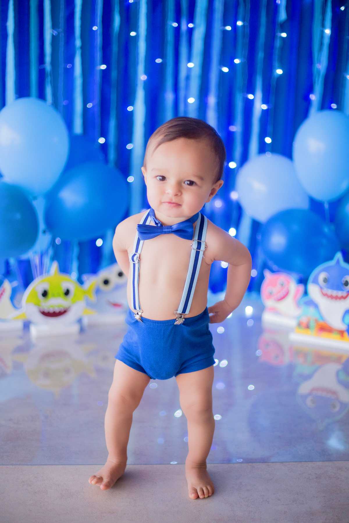 acompanhamento mensal de bebe caxias do sul figurino cenario tematico  personagem foto infantil serra gaucha fotografia familia mundo azul rosa ensaio fotografico crianca newborn baby menino menina smash the cake esmague o bolo banheira urso circo