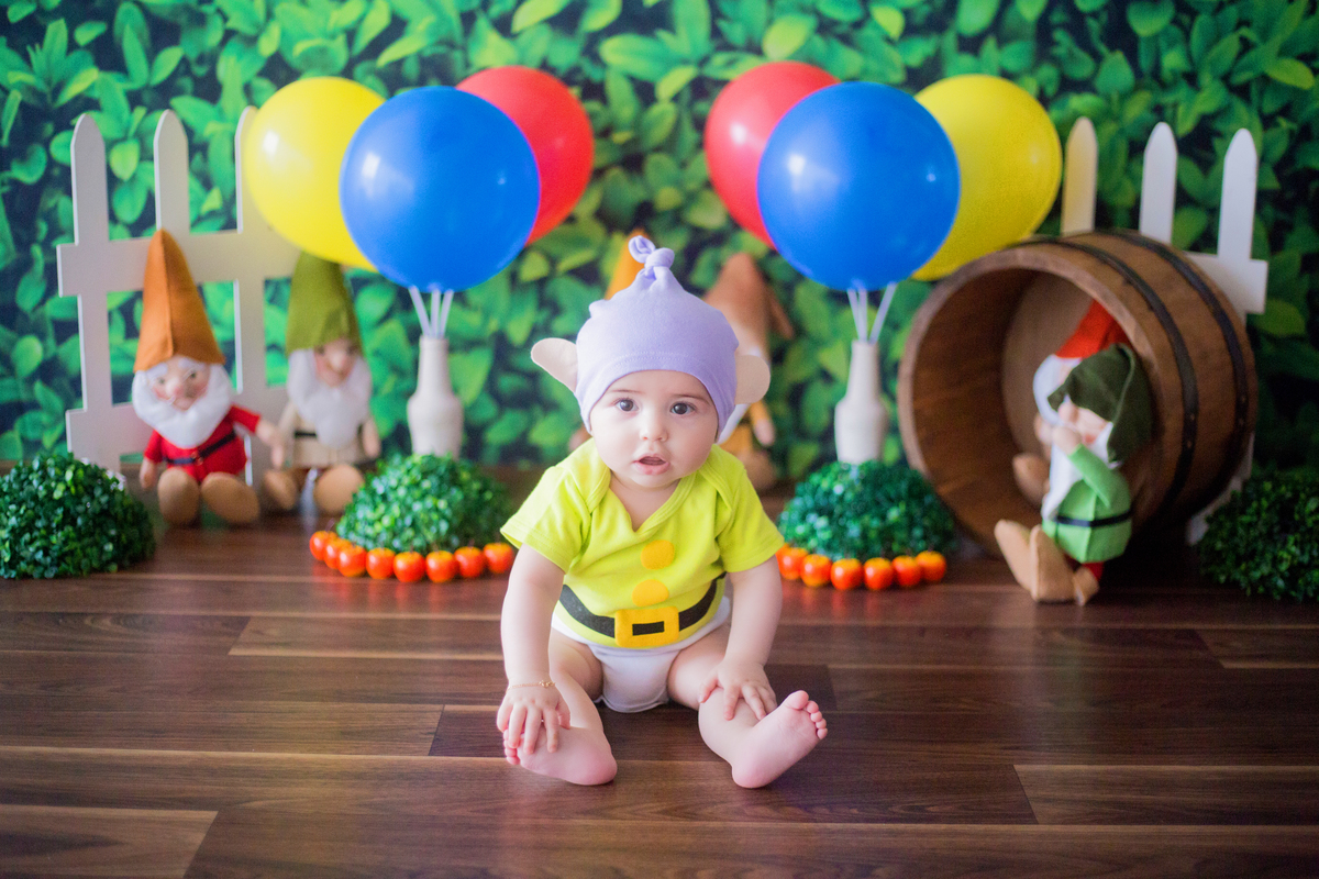 acompanhamento mensal de bebe caxias do sul figurino cenario tematico  personagem foto infantil serra gaucha fotografia familia mundo azul rosa ensaio fotografico crianca newborn baby menino menina smash the cake esmague o bolo banheira urso circo