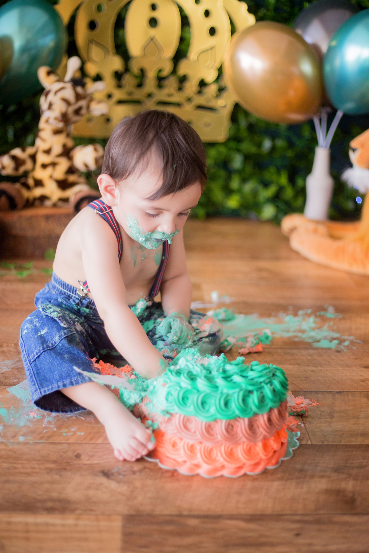acompanhamento mensal de bebe caxias do sul figurino cenario tematico  personagem foto infantil serra gaucha fotografia familia mundo azul rosa ensaio fotografico crianca newborn baby menino menina smash the cake esmague o bolo banheira urso circo