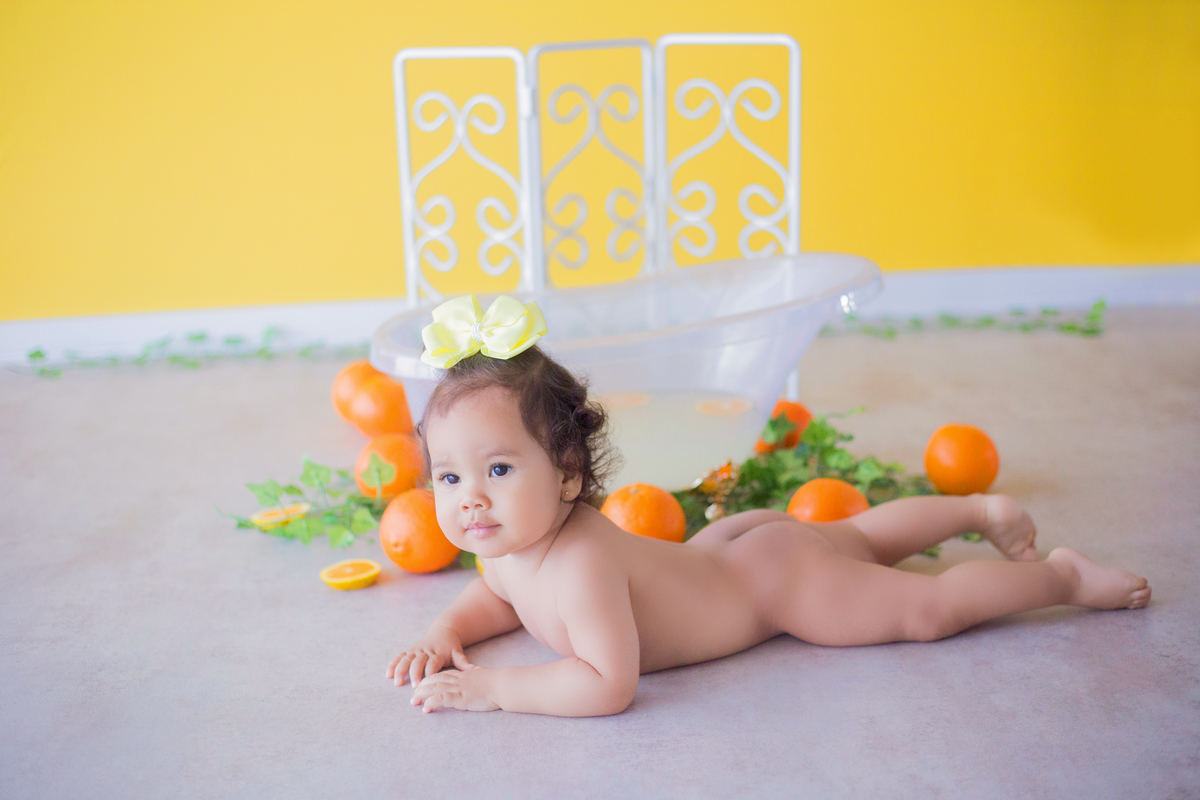 acompanhamento mensal de bebe caxias do sul figurino cenario tematico  personagem foto infantil serra gaucha fotografia familia mundo azul rosa ensaio fotografico crianca newborn baby menino menina smash the cake esmague o bolo banheira urso circo